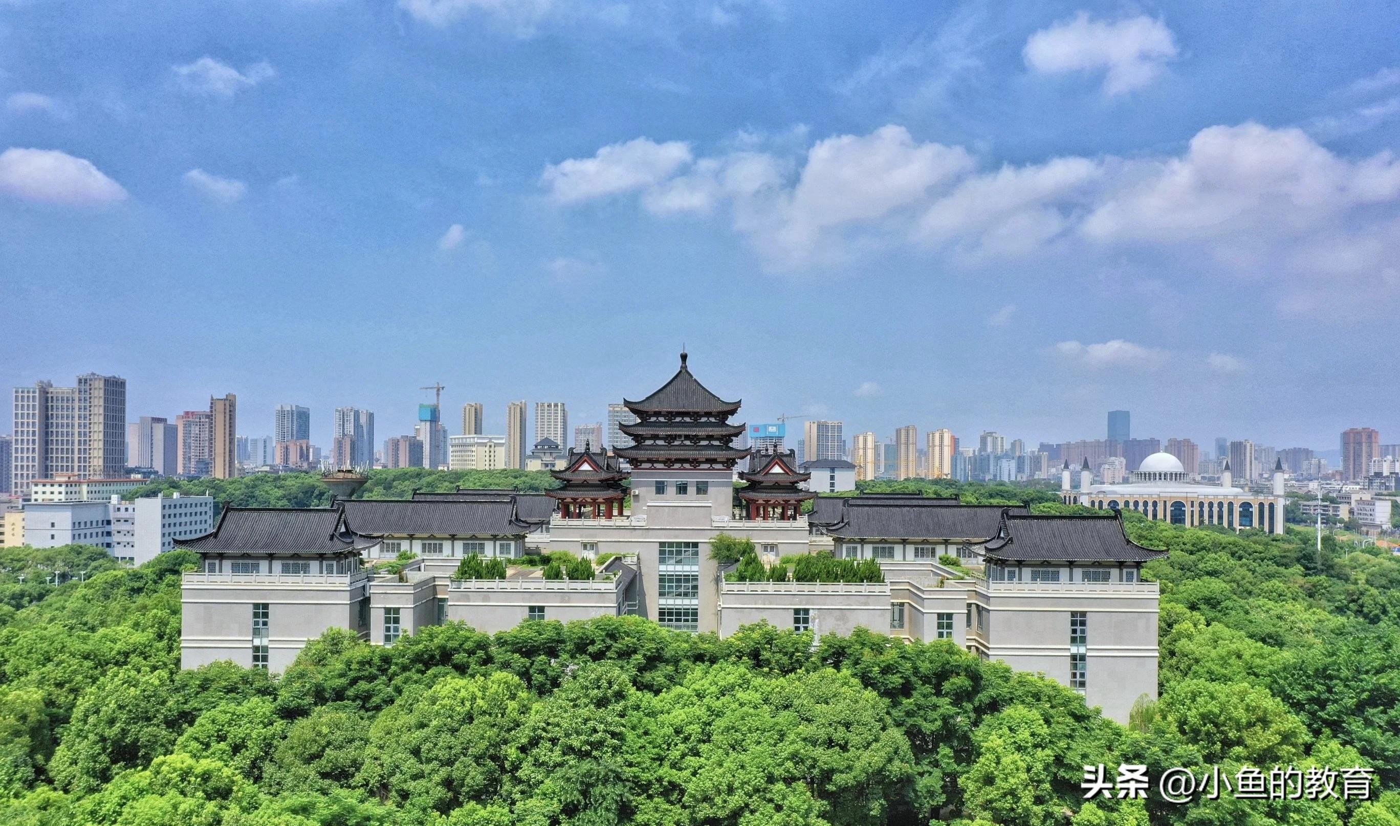 高考300分-400分左右的好大专推荐（这4所大学就业率堪比211）插图